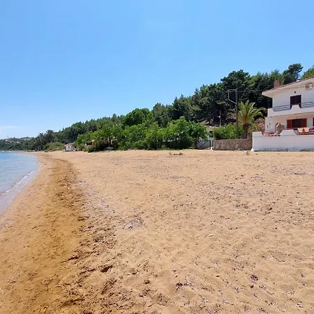 Alekos Houses-waters Edge Apartmán *